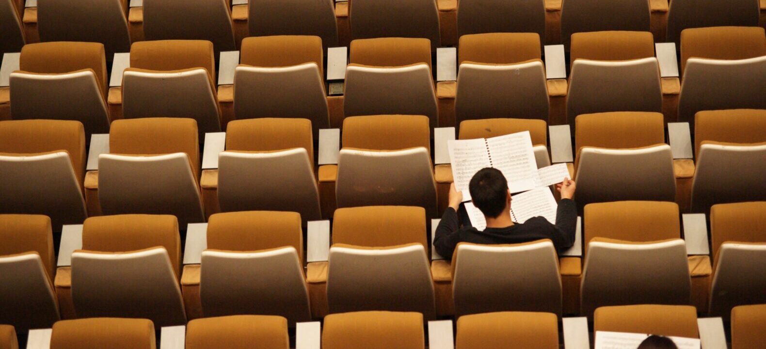 Mehr über den Artikel erfahren Stagnation in der betrieblichen Weiterbildung