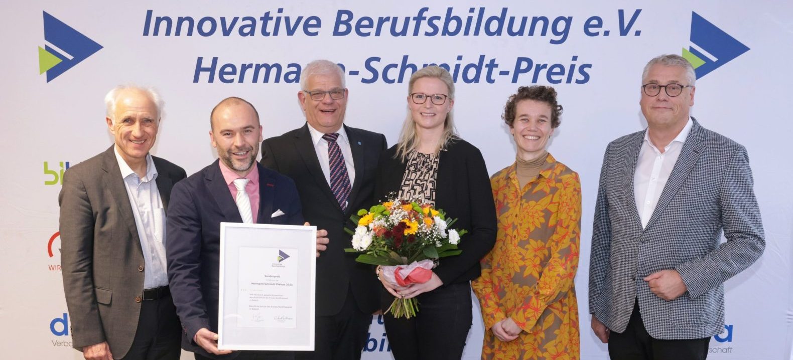 Read more about the article Auszeichnung für Berufliche Schule Niebüll